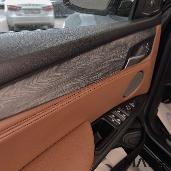Аквапринт тёмное дерево для BMW X5 F15