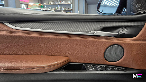Матовый карбон в интерьере BMW X5 F15