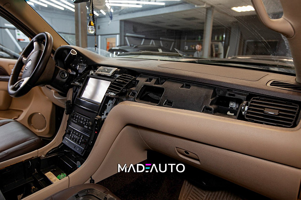 Аквапринт под орех для Cadillac Escalade