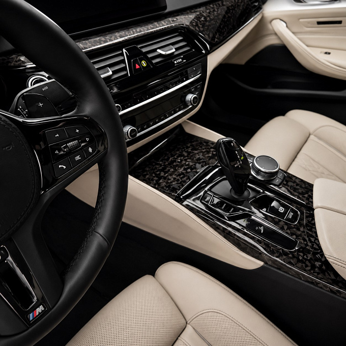  BMW 5 G30/F90