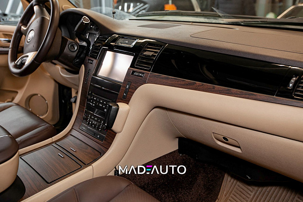 Аквапринт под орех для Cadillac Escalade