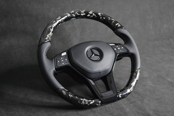 Перетяжка руля Mercedes-Benz E-Class W212 с кованым карбоном и антихромом