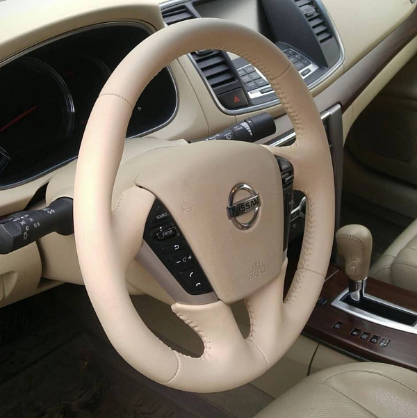 Перетяжка руля Nissan Teana II кожей