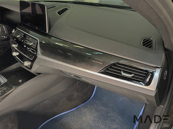 Тюнинг салона и руля BMW 5 G30
