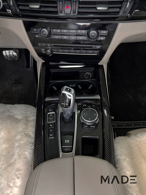 Аквапринт салона BMW X5 F15 под карбон