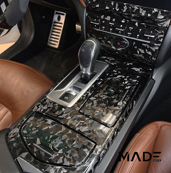 Ламинация кованым карбоном и доработка руля для Maserati Ghibli