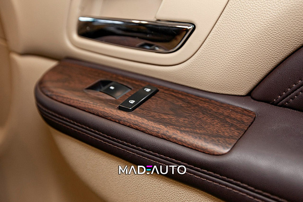 Аквапринт под орех для Cadillac Escalade
