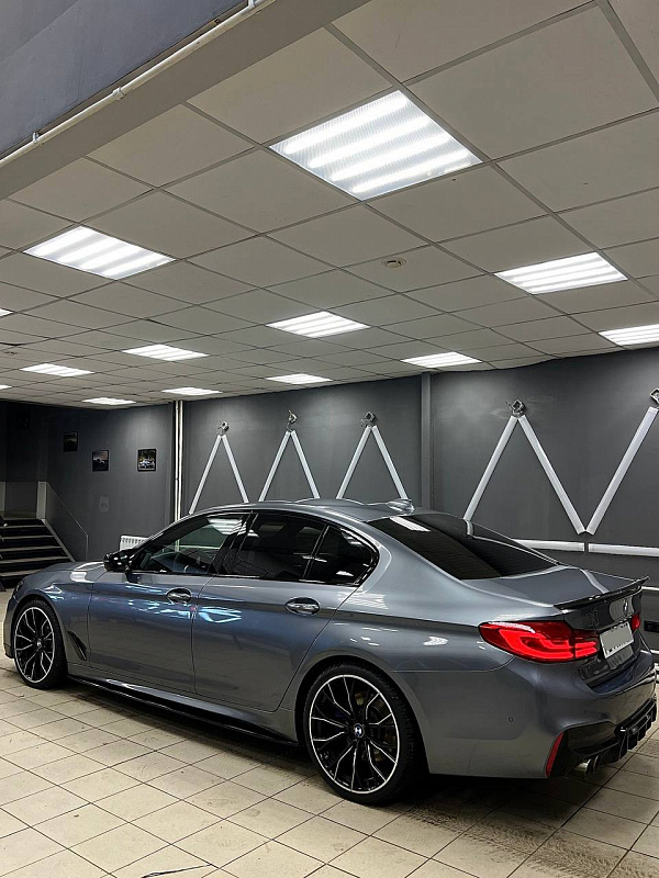 Установка аудиосистемы Bowers & Wilkins в BMW 540i G30