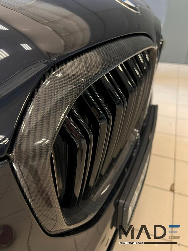 Ламинация экстерьерных элементов BMW X5 G05 классическим карбоном