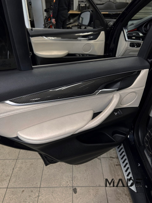 Аквапринт салона BMW X5 F15 под карбон