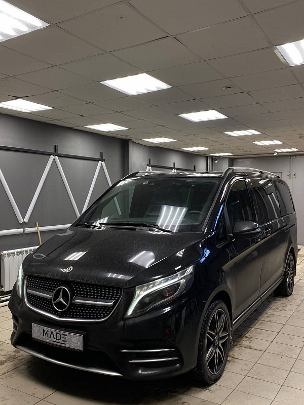 Салонные планки под коричневое дерево для Mercedes-Benz V-Class