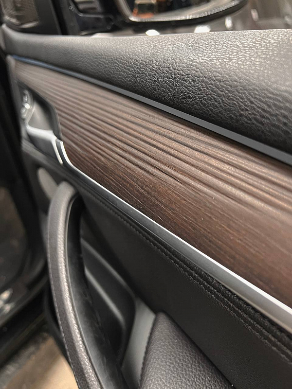 Реставрация заводского декора «Зебрано» BMW X5 F15